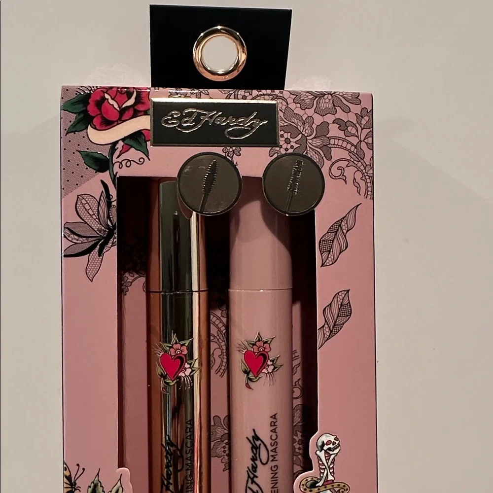 Ed Hardy (2) Piece Black Lengthening and Volumizing Lash Queen Mascaras.